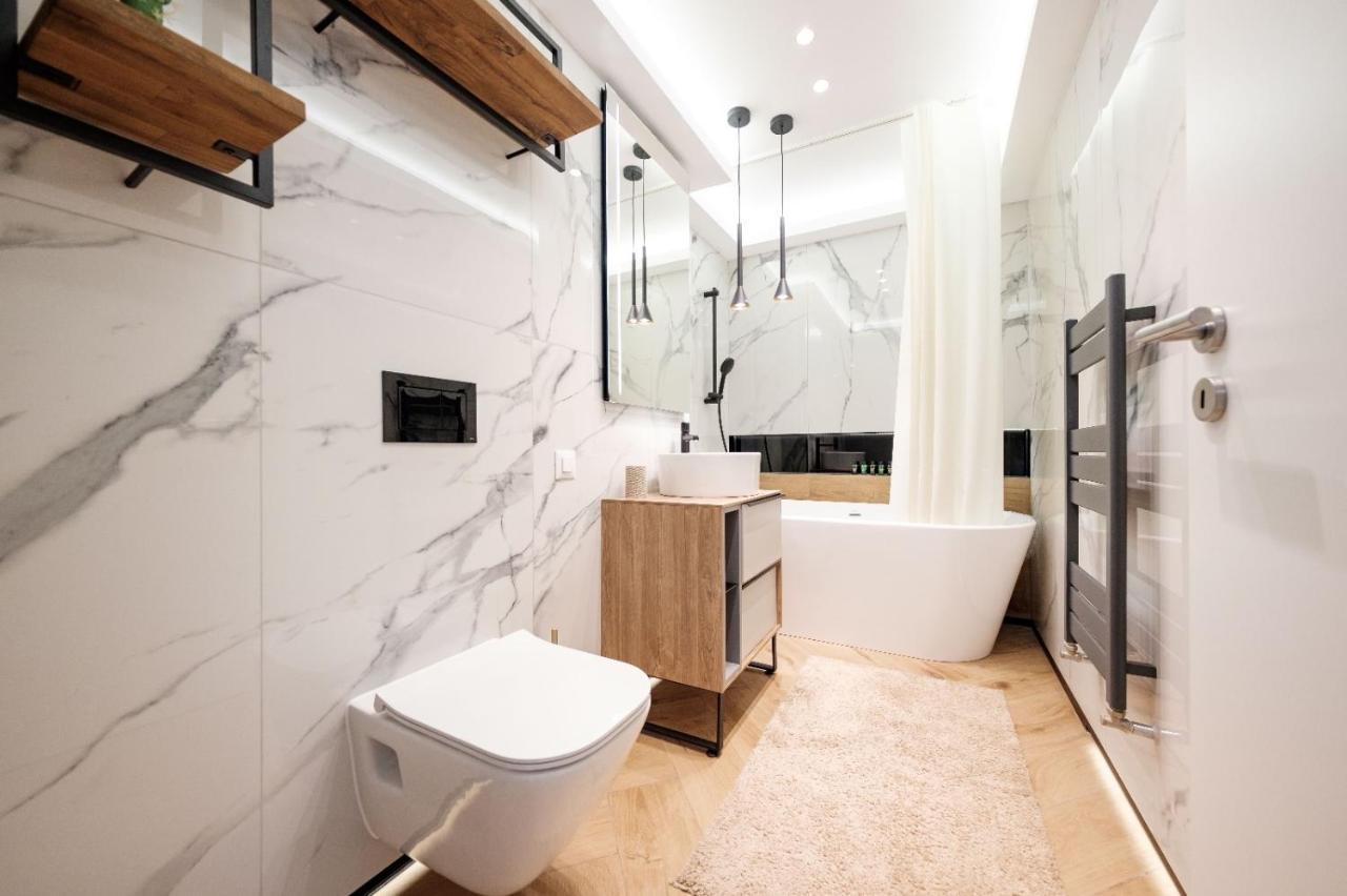 Brand New Luxury Apartment In The Heart Of บราชอฟ ภายนอก รูปภาพ