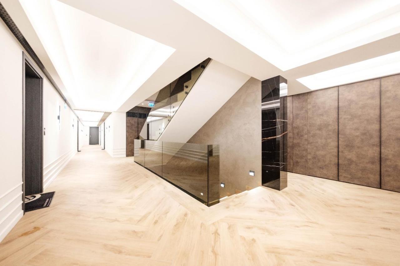 Brand New Luxury Apartment In The Heart Of บราชอฟ ภายนอก รูปภาพ