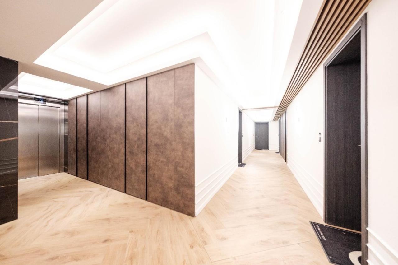 Brand New Luxury Apartment In The Heart Of บราชอฟ ภายนอก รูปภาพ